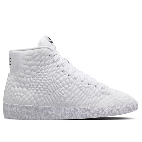 Nike Shoes - Nike blazer women’s size 5 shoes